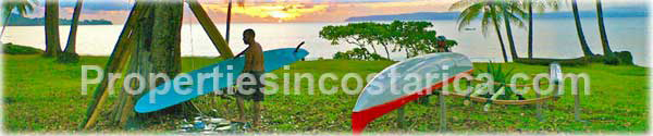 Surfing Pavones