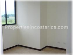 Costa Rica condos, real estate, gated community, alajuela, location, forum, ultra park, access, tower, pool, tennis, playgrounds 1839