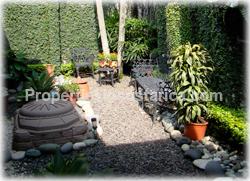 Santa Ana Costa Rica, Santa Ana rea estate, Santa Ana home for sale, gated community, FORUM, CIMA, Multiplaza, security, 2 level