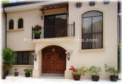 Vacation Costa Rica, vacation homes, for sale, all equipped, beach homes, gated community, furnished, private beach, swimming pool