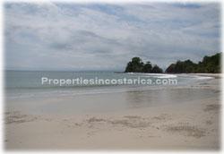 Vacation Costa Rica, vacation homes, for sale, all equipped, beach homes, gated community, furnished, private beach, swimming pool