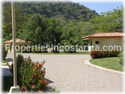  Jaco Costa Rica, Jaco condos for sale, Jaco gated community, Jaco townhouses, for sale, swimming pool