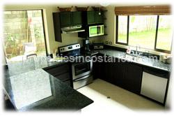 pre-construction jaco, gated community jaco