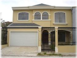 Costa Rica real estate, Heredia Homes for rent, Heredia gated community home, brand new home for rent, garden