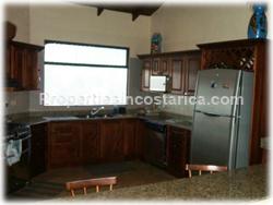 Atenas real estate, home with guest house, swimming pool, green areas, gazebo, mountain view, jacuzzi, Atenas for sale, investment, 3 bedrooms, 1457