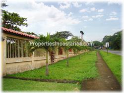 Atenas Costa Rica, Atenas real estate, Atenas realty, Atenas properties, Atenas estate, large, over a hectare, swimming pool, soccer field, ranch, social area, land with house, 1854