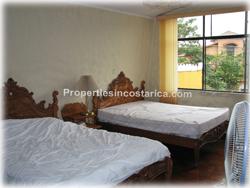 Cariari Costa Rica, Cariari real estate, near schools, golf, shopping, exotic houses, exotic homes, retro style houses, vintage home, 70 style house, late 70s house, fixer upper homes, Costa Rica real estate, 1853