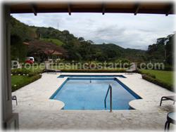 Atenas real estate, Costa Rica real estate, for sale, community, privacy, private, views, security, pool, 2 level, 1880