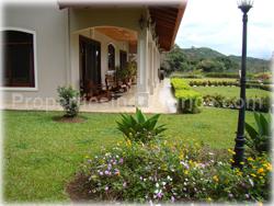 Atenas real estate, Costa Rica real estate, for sale, community, privacy, private, views, security, pool, 2 level, 1880
