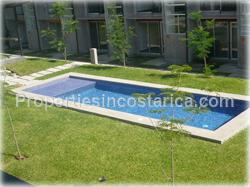 Santa Ana Costa Rica, real estate, Santa Ana loft for rent, condo for rent, fully furnished, swimming pool, gated community, Forum, modern style