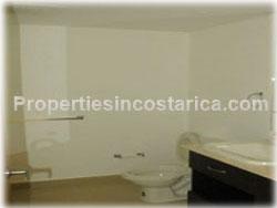 Costa Rica real estate, San Jose Condos, San Jose Costa Rica, centrally located, downtown, swimming pool, city views