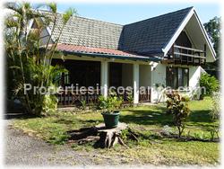 Detached house for rent, Santa Ana condo, green areas, security, supermarkets,