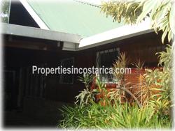 Escazu real estate, country homes, Costa Rica real estate, Escazu Costa Rica, hardwood, rock, clay, near shopping, multiplaza, cima, 1844