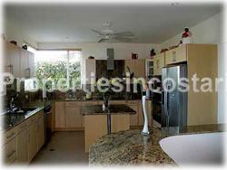 Escazu real estate, Escazu Properties, House near Forum, Guachipelin homes, luxury houses in Escazu, Escazu gated community, House close to Multiplaza, 1927