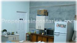 Escazu office for sale, Escazu office for rent, Escazu warehouse, Escazu storage, ofibodegas escazu, commercial real estate, Guachipelin Escazu, Costa Rica commercial, 2 level warehouse