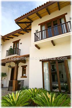 large, spacious, town houses, ideal, dream, pacific, gold coast, real estate, buy, Costa Rica