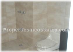 Santa Ana real estate, condo in Santa Ana, Lindora, Lindora real estate, Lindora strip, pool, community, 1494