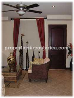 Condo for sale near de beach
