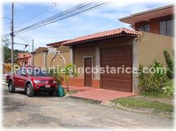 pool, green areas, surfing, supermarkets, Playa Herradura, banks, hospitals, shopping, 
