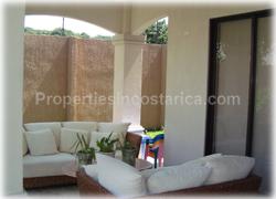 Santa Ana real estate, Santa Ana rentals, for sale, for rent, swimming pool, green areas, jacuzzi, deluxe, gated community, 1504