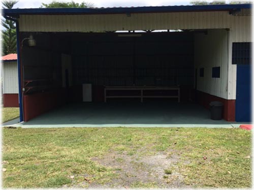 Independent Warehouse