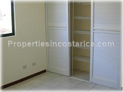 childrens pool, playground, tennis courts, 2 bedrooms, lake, central valley, 1418.