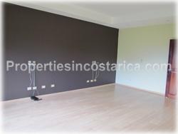 Costa Rica real estate, Escazu Costa Rica, for rent, gated community, swimming pool, high quality, luxury rentals Costa Rica