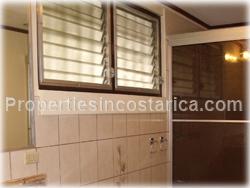 Escazu for sale, Escazu homes, homes with pool, Escazu real estate, full maids quarters, TV room, family room, 1711