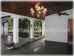 Escazu for sale, Escazu homes, homes with pool, Escazu real estate, full maids quarters, TV room, family room, 1711