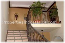 single family, large, backyard,