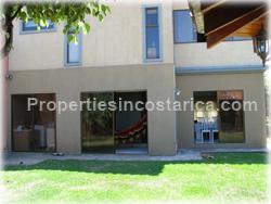 Santa Ana for sale, Santa Ana homes, Santa Ana real estate, TV room, family room, Santa Ana residencial, Santa Ana gated community, 1713