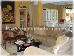 Santa Ana for sale, Santa Ana homes, Santa Ana real estate, TV room, family room, Santa Ana residencial, Santa Ana gated community, 1713