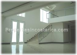 Cariari house for sale, Cariari real estate, modern home, golf area, cariari community, International schools, resort golf course, highway, malls, airport, 1606