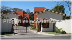 Ciudad Colon townhouses, for sale, gated community, swimming pool, private, secure, pool, green areas, bbq, 1645