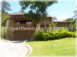 Escazu Costa Rica, Escazu real estate, Escazu rentals, homes for rent, Luxury Escazu houses, balinese style homes