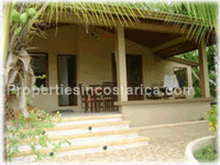 Nature surrounded gated community house with pool in Montezuma