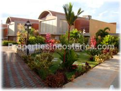 Escazu real estate, townhomes in Escazu, for sale, exclusive, modern, townhouses, convenient, 2 story, swimming pool, security, terrace,