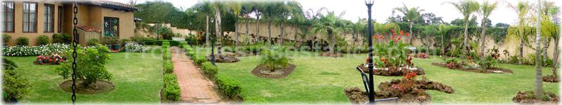 Costa Rica real estate, Luxury homes Costa Rica, Curridabat Costa Rica, Colonial style homes, large gardens, near city