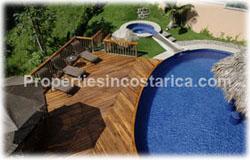 Large families, Los Suenos Marina