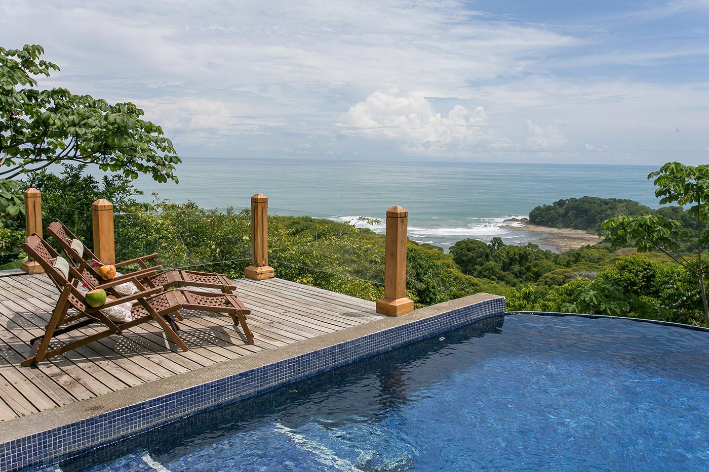 Oceanview Luxury Residence in exclusive community