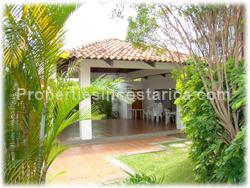 Escazu penthouse, Escazu for rent, penthouse for rent, 4 bedrooom, gated community,