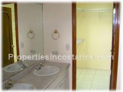 Escazu penthouse, Escazu for rent, penthouse for rent, 4 bedrooom, gated community,