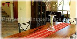 Los Ceibos Puntarenas, Los Ceibos homes, Los Ceibos for sale, 4 bedroom, 2 level, Puntarenas community home, 1750