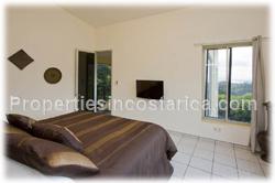 Costa Rica vacation villa, rainforest vacation home, Manuel Antonio, swimming pool, jungle villa, views