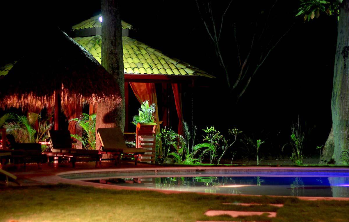 Beachfront estate for sale in Santa Teresa, ID CODE 1879