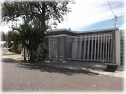 Costa Rica real estate, Costa Rica Escazu rentals, homes for rent, one level home, single family home, secure neighborhood