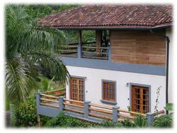 Manuel Antonio rentals, convertible beds, jacuzzi, garage