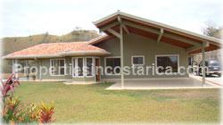 Atenas for sale, real estate, mountain home, Atenas community, Hacienda Atenas, swimming pool, retirees, Atenas retreat, 1684