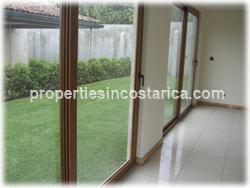 maids room, large, family, Lindora, Forum, airport, beach, malls, medical centers, San Jose downtown.
