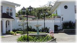 for sale, townhouse, condo, in Escazu, fully furnished, equipped, luxury, las misiones, ready for occupancy, gated community, ID CODE 1895